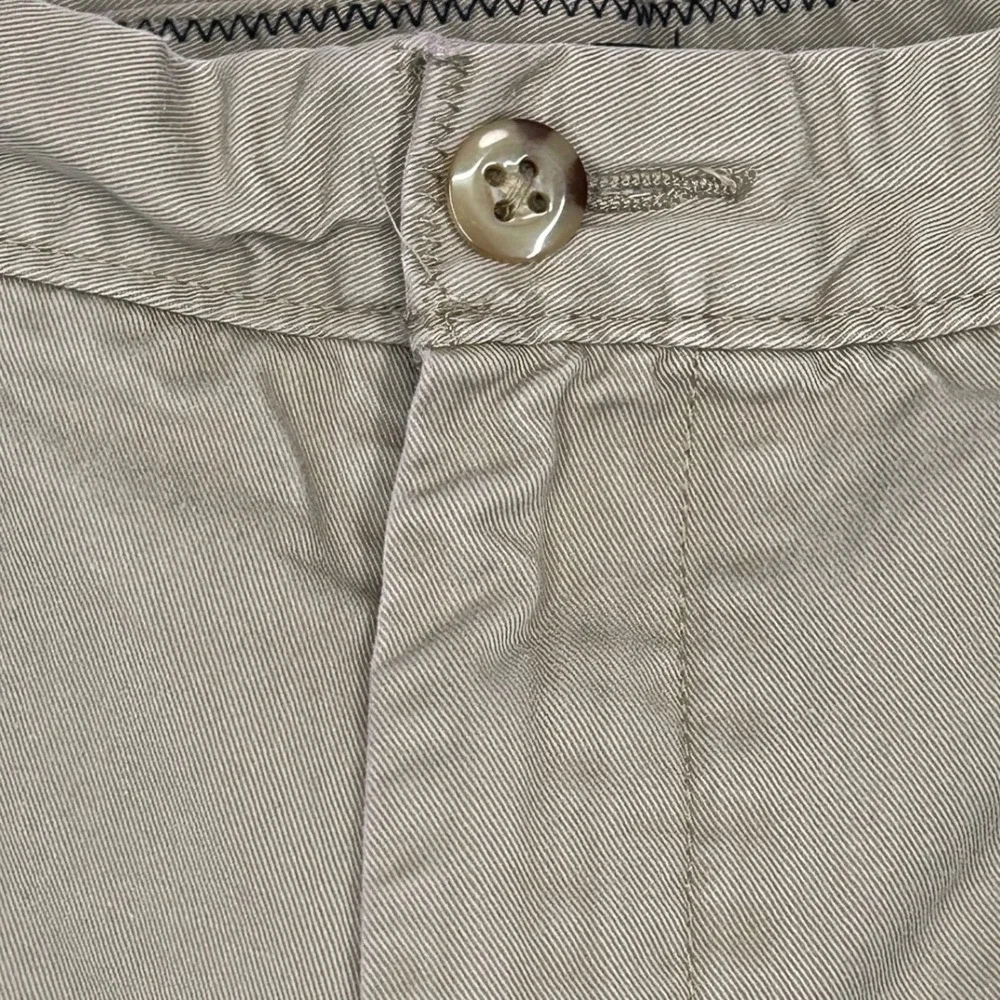 Nautica Khaki Shorts Button/Zip w/Pockets Men's Size 40W 9 Inch Inseam Read Desc